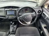 2017 Toyota Corolla Axio 1.5G 4WD ★ Cold weather specifications Silver Sedan for sale, Japanese used car export - photo 7 of 12 | GULJI TRADERS