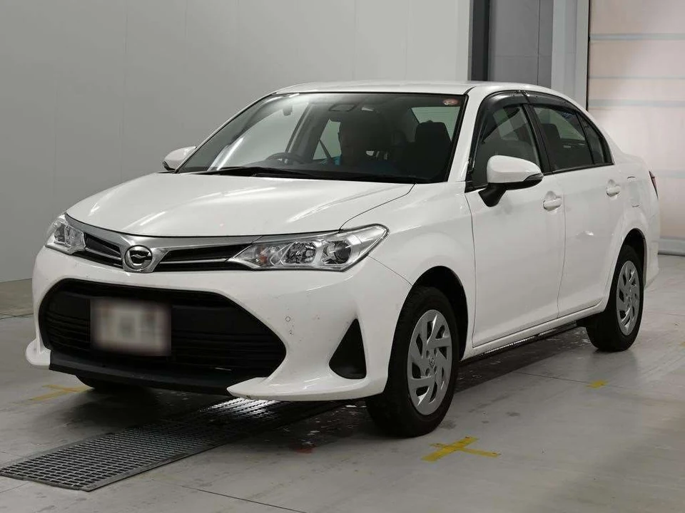 2021 Toyota Corolla Axio EX 4WD - photo 1 2021 Toyota Corolla Axio EX 4WD Sedan for sale, Japanese used car export - photo 1 of 12 | GULJI TRADERS