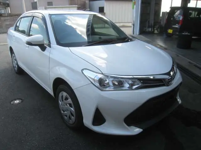 2021 Toyota Corolla Axio EX 4WD White Sedan for sale, Japanese used car export | GULJI TRADERS