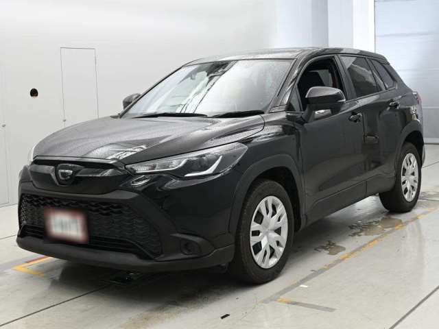 2024 Toyota Corolla Cross G - photo 1 2024 Toyota Corolla Cross G Sedan for sale, Japanese used car export - photo 1 of 12 | GULJI TRADERS