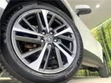 2025 Toyota Corolla Cross Hybrid Z Pearl SUV for sale, Japanese used car export - photo 11 of 30 | GULJI TRADERS