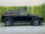 2025 Toyota Corolla Cross Hybrid Z Black SUV for sale, Japanese used car export - photo 24 of 30 | GULJI TRADERS