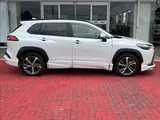 2025 Toyota Corolla Cross Hybrid Z_MO Aero_Panoramic Roof Pearl SUV for sale, Japanese used car export - photo 8 of 46 | GULJI TRADERS
