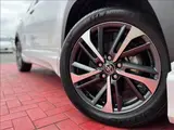 2025 Toyota Corolla Cross Hybrid Z_MO Aero_Panoramic Roof Pearl SUV for sale, Japanese used car export - photo 42 of 46 | GULJI TRADERS