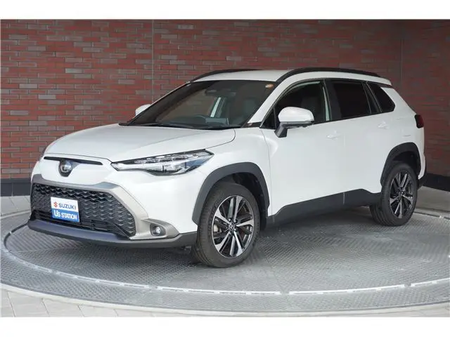 2025 Toyota Corolla Cross 1.8 Hybrid Z Pearl SUV for sale, Japanese used car export - photo 1 of 38 | GULJI TRADERS