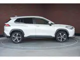 2025 Toyota Corolla Cross 1.8 Hybrid Z Pearl SUV for sale, Japanese used car export - photo 2 of 38 | GULJI TRADERS