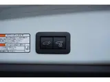 2025 Toyota Corolla Cross 1.8 Hybrid Z Pearl SUV for sale, Japanese used car export - photo 28 of 38 | GULJI TRADERS