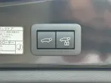 2025 Toyota Corolla Cross 1.8 HYBRID Z Black SUV for sale, Japanese used car export - photo 17 of 30 | GULJI TRADERS