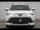 2025 Toyota Corolla Cross Z (Hybrid) 2WD Pearl SUV for sale, Japanese used car export - photo 4 of 23 | GULJI TRADERS