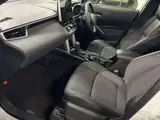 2025 Toyota Corolla Cross Hybrid Z Pearl SUV for sale, Japanese used car export - photo 13 of 15 | GULJI TRADERS