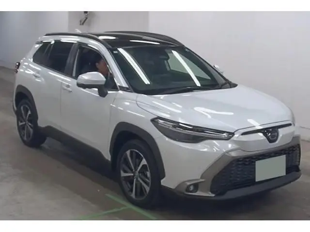 2025 Toyota Corolla Cross Hybrid Z Pearl SUV for sale, Japanese used car export - photo 1 of 6 | GULJI TRADERS