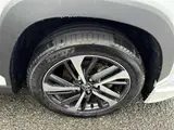 2025 Toyota Corolla Cross Hybrid Z Pearl SUV for sale, Japanese used car export - photo 8 of 9 | GULJI TRADERS