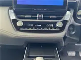 2026 Toyota Corolla Cross Manufacturer options (power tailgate, panoramic roof) Pearl SUV for sale, Japanese used car export - photo 24 of 52 | GULJI TRADERS