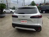 2026 Toyota Corolla Cross Hybrid Z 4WD Current Model Panoramic Roof White SUV for sale, Japanese used car export - photo 4 of 22 | GULJI TRADERS