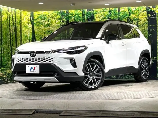 2026 Toyota Corolla Cross Hybrid Z Pearl SUV for sale, Japanese used car export - photo 1 of 30 | GULJI TRADERS