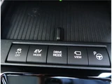 2026 Toyota Corolla Cross Hybrid Sedan for sale, Japanese used car export - photo 56 of 77 | GULJI TRADERS