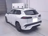 2026 Toyota Corolla Cross Hybrid Z Pearl SUV for sale, Japanese used car export - photo 2 of 12 | GULJI TRADERS