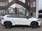 2026 Toyota Corolla Cross 2.0 GR Sport E-Four 4WD Pearl SUV for sale, Japanese used car export - photo 5 of 24 | GULJI TRADERS