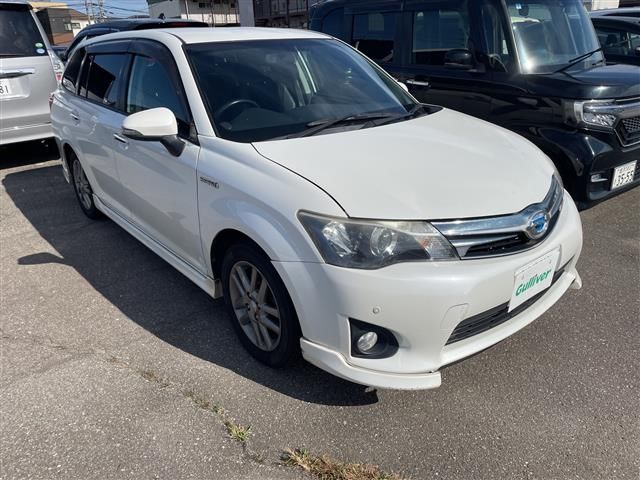 2013 Toyota Corolla Fielder HV G - photo 1 2013 Toyota Corolla Fielder HV G Sedan for sale, Japanese used car export - photo 1 of 5 | GULJI TRADERS