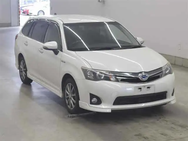 2013 Toyota Corolla Fielder Hybrid G ​​Aero Tourer Pearl Van for sale, Japanese used car export - photo 1 of 10 | GULJI TRADERS