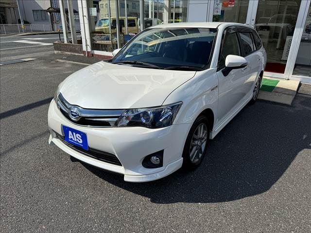 2014 Toyota Corolla Fielder Hybrid G Sedan for sale, Japanese used car export - photo 1 of 45 | GULJI TRADERS