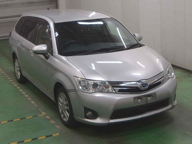 2014 Toyota Corolla Fielder Hybrid G Sedan for sale, Japanese used car export - photo 1 of 8 | GULJI TRADERS