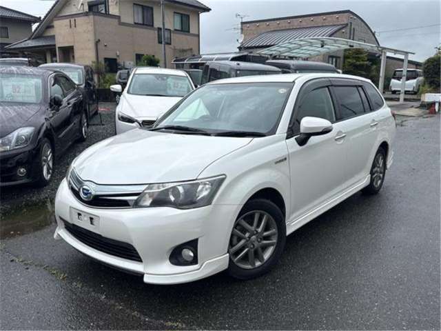 2015 Toyota Corolla Fielder Hybrid G Sedan for sale, Japanese used car export - photo 1 of 50 | GULJI TRADERS