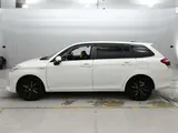 2017 Toyota Corolla Fielder Hybrid G Pearl Van for sale, Japanese used car export - photo 4 of 12 | GULJI TRADERS