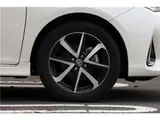 2018 Toyota Corolla Fielder Hybrid G ​​Double WxB / Navigation / Backup Camera / Spare Key Pearl Van for sale, Japanese used car export - photo 18 of 62 | GULJI TRADERS