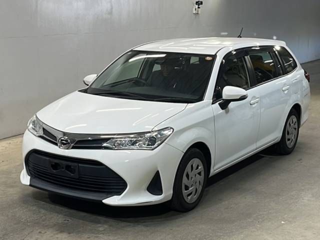 2018 Toyota Corolla Fielder 1.5X - photo 1 2018 Toyota Corolla Fielder 1.5X Sedan for sale, Japanese used car export - photo 1 of 3 | GULJI TRADERS