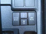 2020 Toyota Corolla Fielder Hybrid EX White Van for sale, Japanese used car export - photo 10 of 20 | GULJI TRADERS