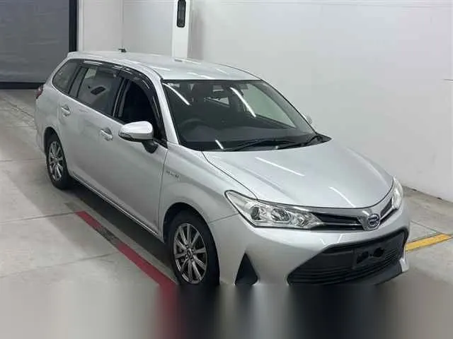 2018 Toyota Corolla Fielder Hybrid - photo 1 2018 Toyota Corolla Fielder Hybrid Silver Sedan for sale, Japanese used car export | GULJI TRADERS