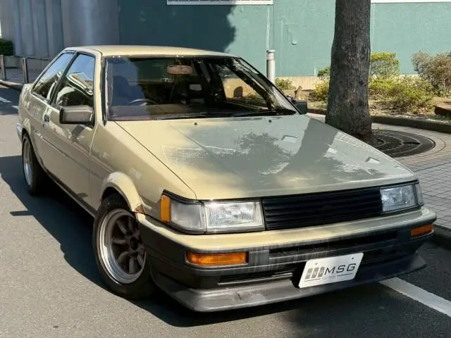 1983 Toyota Corolla Levin GT APEX - photo 1 1983 Toyota Corolla Levin GT APEX Pearl Coupe for sale, Japanese used car export - photo 1 of 9 | GULJI TRADERS