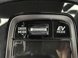 2019 Toyota Corolla Touring Hybrid Van for sale, Japanese used car export - photo 18 of 24 | GULJI TRADERS