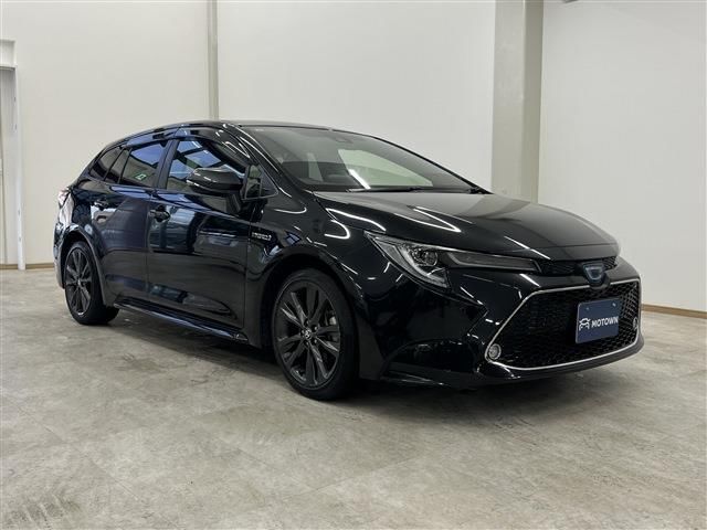 2019 Toyota Corolla Touring 1.8 HYBRID WxB Van for sale, Japanese used car export - photo 1 of 30 | GULJI TRADERS