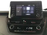 2020 Toyota Corolla Touring 1.8 Hybrid WxB Pearl Van for sale, Japanese used car export - photo 3 of 29 | GULJI TRADERS