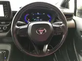 2020 Toyota Corolla Touring 1.8 Hybrid WxB Pearl Van for sale, Japanese used car export - photo 11 of 29 | GULJI TRADERS