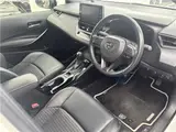 2020 Toyota Corolla Touring Hybrid WXB Pearl Van for sale, Japanese used car export - photo 7 of 10 | GULJI TRADERS