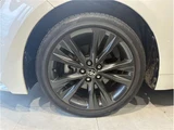 2020 Toyota Corolla Touring Hybrid Van for sale, Japanese used car export - photo 27 of 28 | GULJI TRADERS
