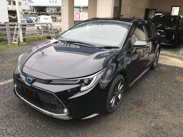 2020 Toyota Corolla Touring 1.8 Hybrid WxB Van for sale, Japanese used car export - photo 1 of 20 | GULJI TRADERS