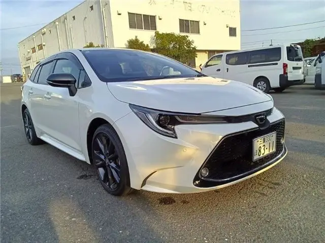 2021 Toyota Corolla Touring Double Bye Pearl Van for sale, Japanese used car export - photo 1 of 42 | GULJI TRADERS