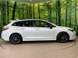 2021 Toyota Corolla Touring Hybrid Double By Pearl Van for sale, Japanese used car export - photo 12 of 30 | GULJI TRADERS