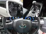 2021 Toyota Corolla Touring Hybrid Double Bye Bye Pearl Van for sale, Japanese used car export - photo 5 of 20 | GULJI TRADERS