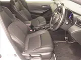 2021 Toyota Corolla Touring Touring WxB Toyota Safety Sense Pearl Van for sale, Japanese used car export - photo 5 of 12 | GULJI TRADERS
