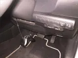 2021 Toyota Corolla Touring Touring WxB Toyota Safety Sense Pearl Van for sale, Japanese used car export - photo 8 of 12 | GULJI TRADERS