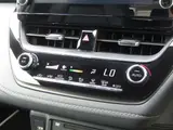 2021 Toyota Corolla Touring 1.8 Hybrid WxB Pearl Van for sale, Japanese used car export - photo 10 of 19 | GULJI TRADERS