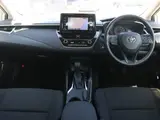 2021 Toyota Corolla Touring G-X Safety Sense BSM/RCT Pearl Van for sale, Japanese used car export - photo 3 of 9 | GULJI TRADERS