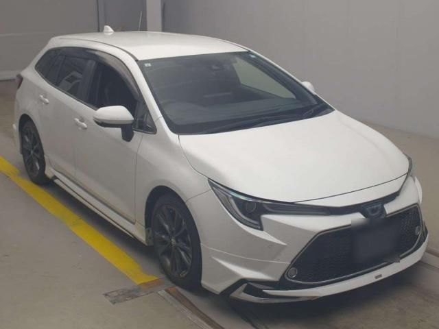 2021 Toyota Corolla Touring Hybrid - photo 1 2021 Toyota Corolla Touring Hybrid Van for sale, Japanese used car export - photo 1 of 8 | GULJI TRADERS
