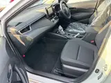 2022 Toyota Corolla Touring 1.8HV x pure 17AW White Van for sale, Japanese used car export - photo 12 of 30 | GULJI TRADERS