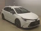 2022 Toyota Corolla Touring Hybrid Double By Pearl Van for sale, Japanese used car export - photo 3 of 13 | GULJI TRADERS